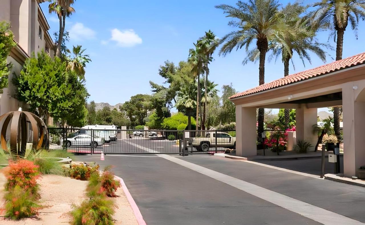 Biltmore Bliss Desert Retreat! Phoenix Exterior photo